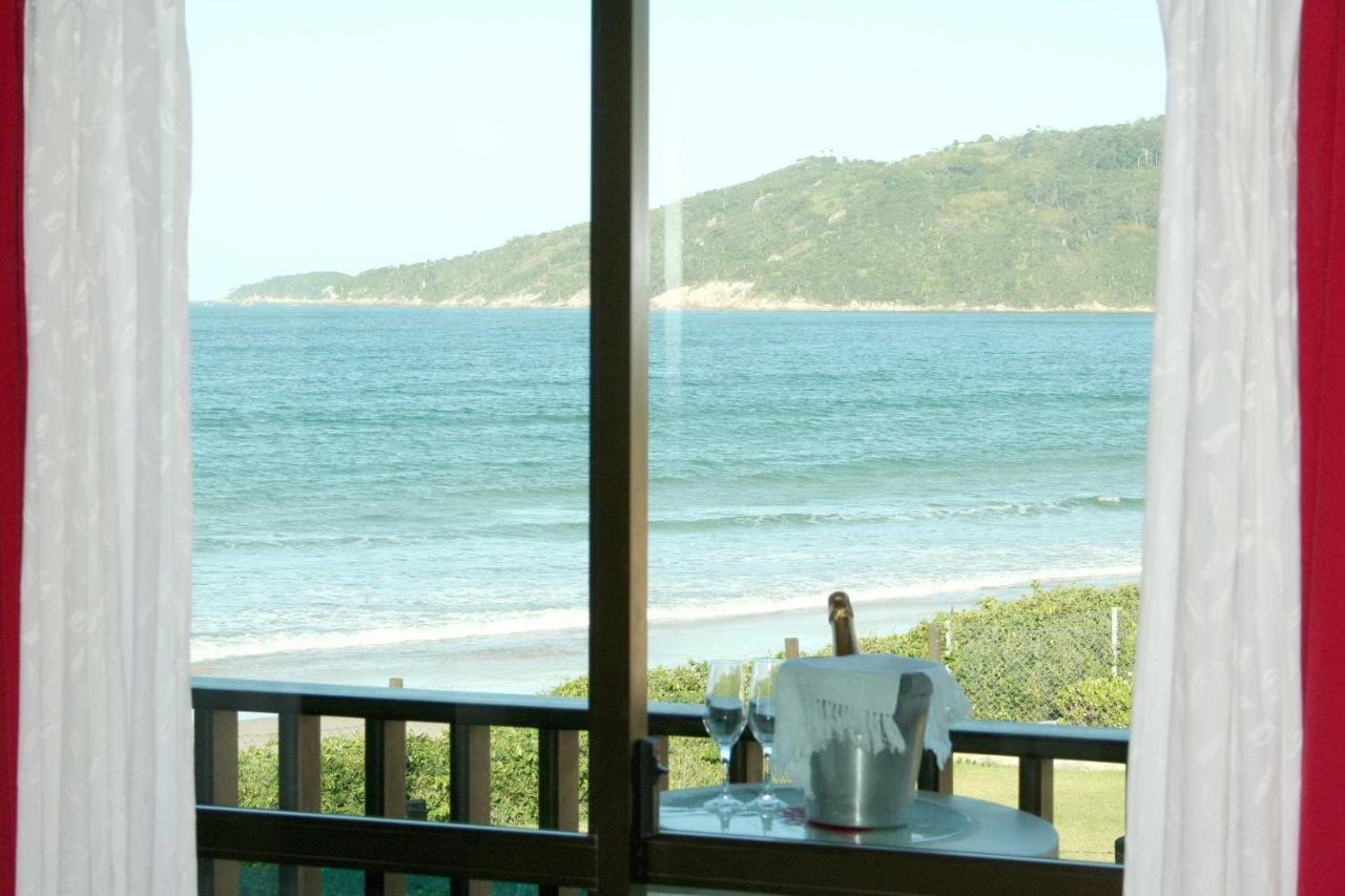 Olhos Verdes Guest House Bombinhas Eksteriør billede