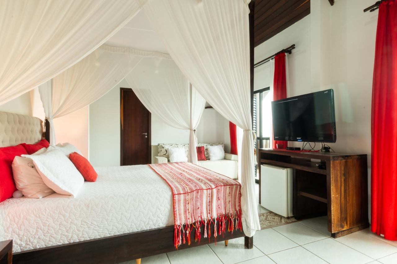 Olhos Verdes Guest House Bombinhas Eksteriør billede