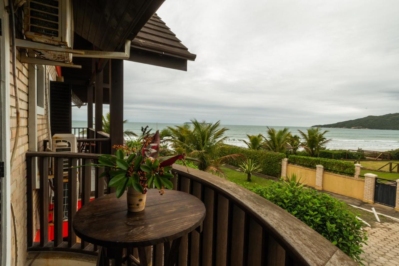 Olhos Verdes Guest House Bombinhas Eksteriør billede